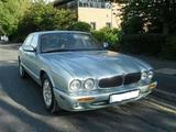 2000 Jaguar XJ8